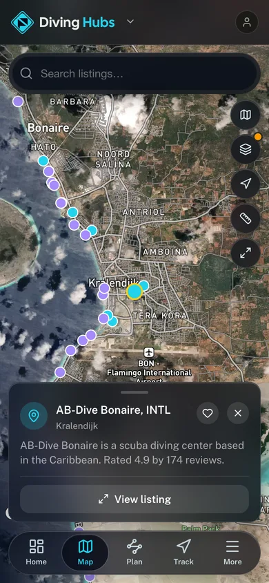 Nearby places mapped in the Diving Hubs app